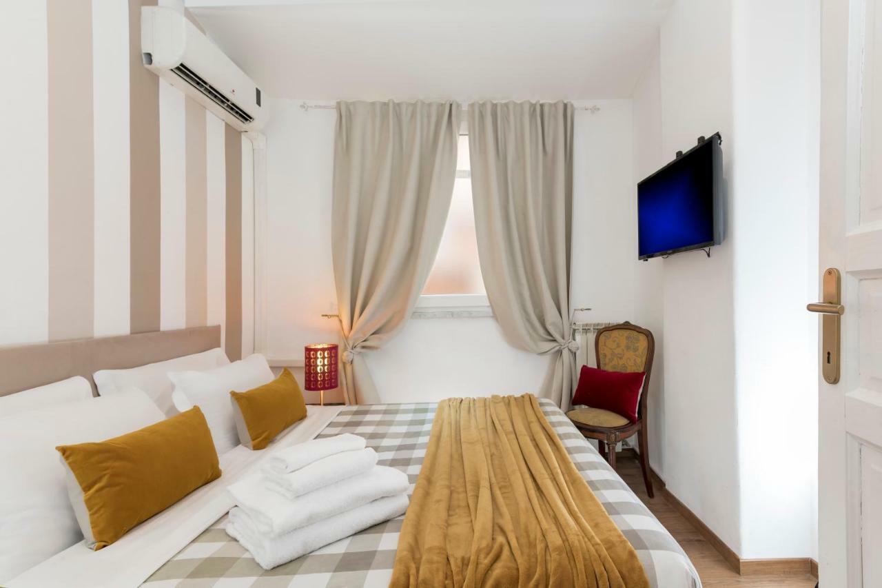 New! Spanish Step Design Apartment โรม ภายนอก รูปภาพ
